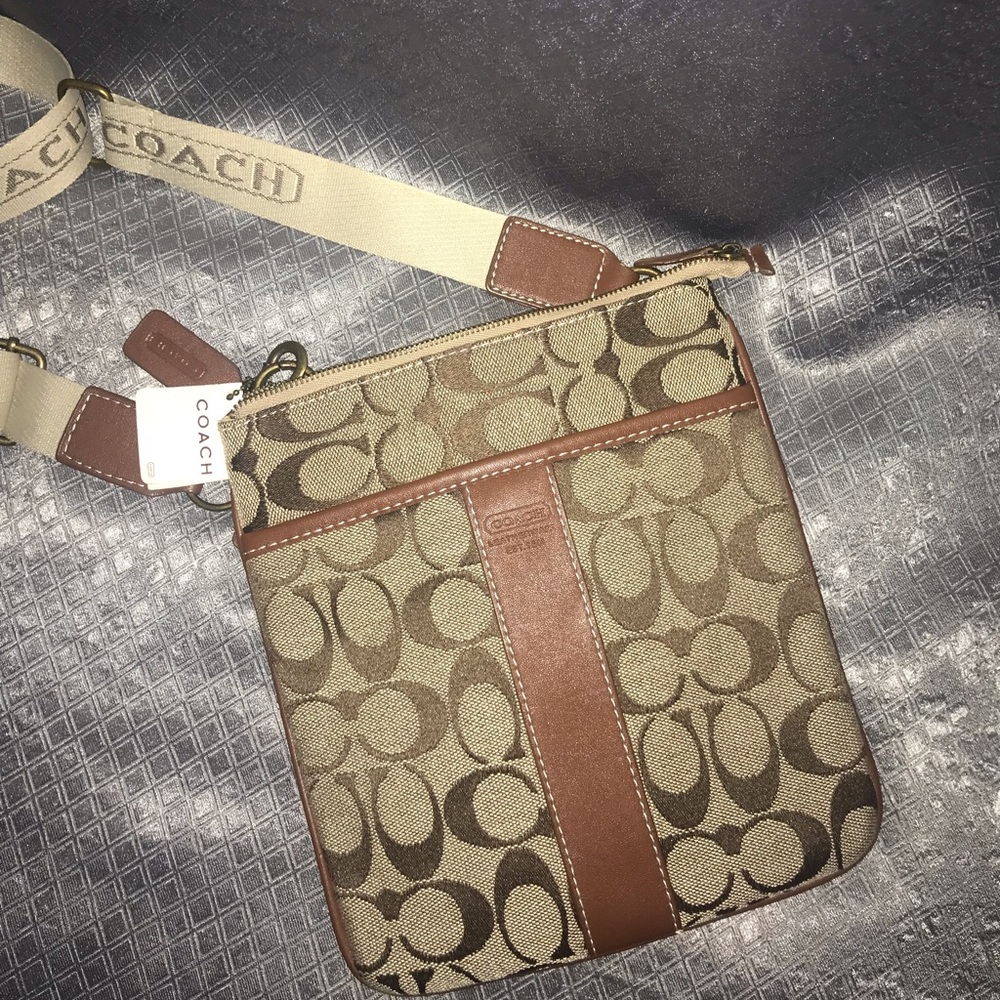 Coach classic medium crossbody bag with strap